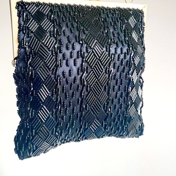 Vintage Fully Beaded Black Handmade in Hong Kong Small Evening Purse - Picture 6 of 8